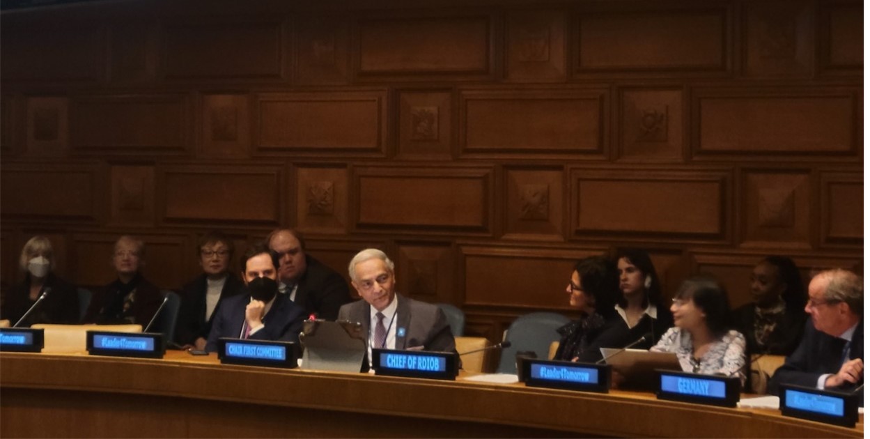 Ambassador Mohan Pieris of Sri Lanka, Chair of the First Committee, provided remarks to the #Leaders4Tomorrow on their projects. Photo credit: Sangmin Lee.