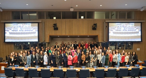 Women UN Youth Champions for Disarmament accompanied H.E. Maritza Chan and joined the group picture